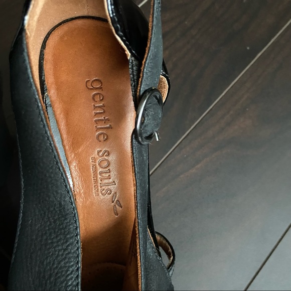 Leather Heels Gentle Souls - Picture 3 of 4